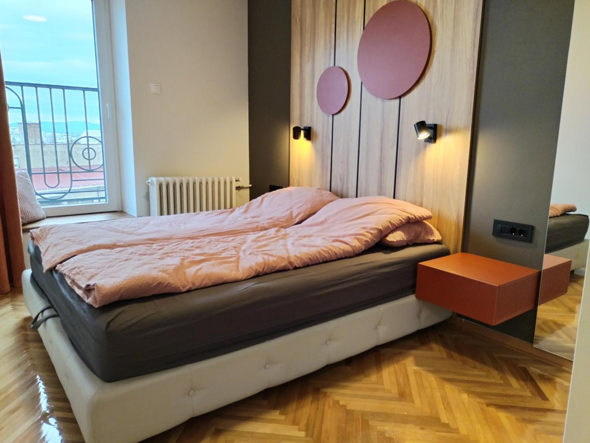 Apartman Nika Pirot Eksteriør billede